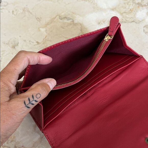 Frye Claude Brass Buckle Leather Wallet - Picture 6 of 9